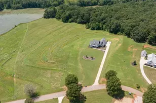 815 N Hampton Way, Monroe, GA 30656 - Photo 89