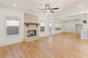 1175 Cherry Bark Ct, Loganville, GA 30052 - Photo 9