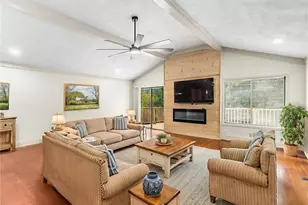 234 Shadow Lake Dr SW, Lilburn, GA 30047 - Photo 5