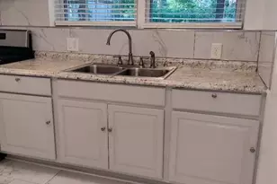 223 Sterling St, Decatur, GA 30030 - Photo 23