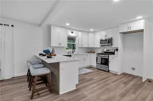 3951 Covered Bridge Rd SW, Smyrna, GA 30082 - Photo 7