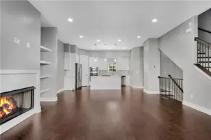 743 Taylor Ct, Atlanta, GA 30324 - Photo 3