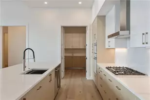 2425 Peachtree Rd NE, Atlanta, GA 30305 - Photo 17