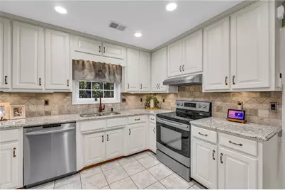 3432 Greystone Drive, Loganville, GA 30052 - Photo 19