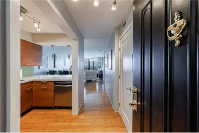 2870 Pharr Court South NW #2709, Atlanta, GA 30305 - Photo 3