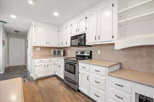 1031 Sagefield Dr, Watkinsville, GA 30677 - Photo 7