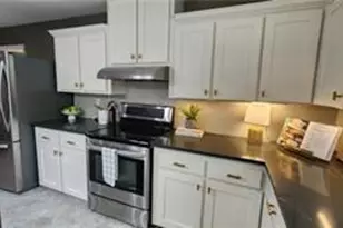 2132 Clairmont Rd, Decatur, GA 30033 - Photo 3