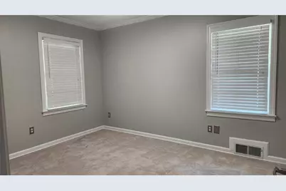 2132 Clairmont Road, Decatur, GA 30033 - Photo 25