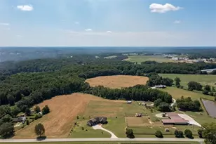 725 County Farm Rd, Jefferson, GA 30549 - Photo 37