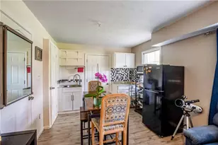 1721 Driftwood Pl, Snellville, GA 30078 - Photo 9