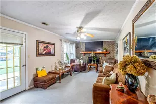 1721 Driftwood Pl, Snellville, GA 30078 - Photo 3