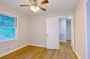 2744 Fairlane Dr SE, Atlanta, GA 30354 - Photo 15