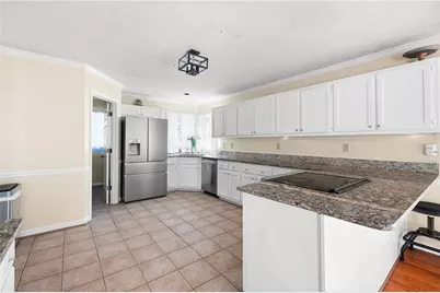 1479 Crooked Tree Circle, Stone Mountain, GA 30088 - Photo 9