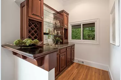 8345 Jett Ferry Road, Sandy Springs, GA 30350 - Photo 13