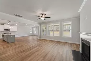 3264 Lions Ruby Ln, Atlanta, GA 30349 - Photo 9