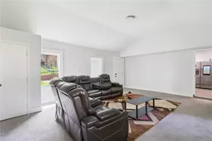 4130 Windrock Dr, Ellenwood, GA 30294 - Photo 9