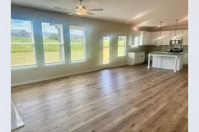 405 Rodeo Drive, Auburn, GA 30011 - Photo 5