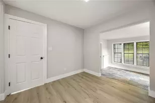 6050 Ledgewood Dr, Forest Park, GA 30297 - Photo 21