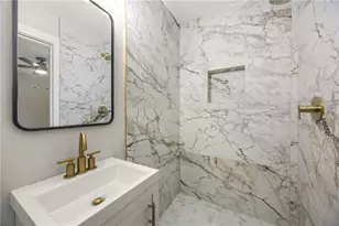 6050 Ledgewood Dr, Forest Park, GA 30297 - Photo 13