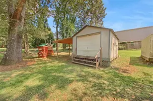 1769 Elizabeth Ct SW, Conyers, GA 30094 - Photo 3