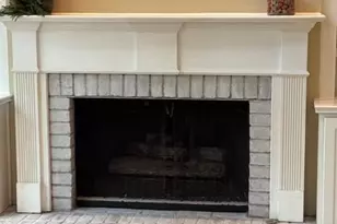 4055 Vista Point Ln, Suwanee, GA 30024 - Photo 9