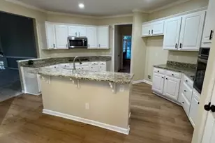 4055 Vista Point Ln, Suwanee, GA 30024 - Photo 13