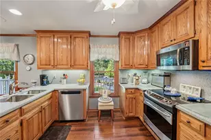 2840 Bryant Ct, Cumming, GA 30040 - Photo 9