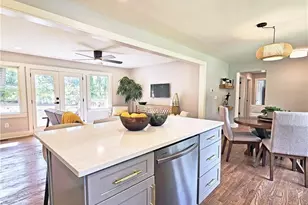 217 Penelope Dr NW, Atlanta, GA 30314 - Photo 7