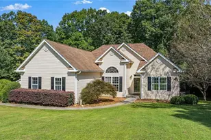 3834 Covered Bridge Pl, Gainesville, GA 30506 - Photo 3