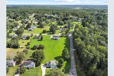 1201 Saint Andrews Drive, Auburn, GA 30011 - Photo 9