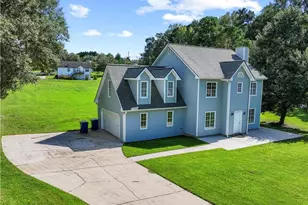 1201 St Andrews Dr, Auburn, GA 30011 - Photo 1