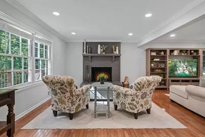 10555 Shallowford Road, Roswell, GA 30075 - Photo 13