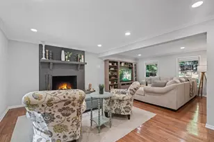 10555 Shallowford Rd, Roswell, GA 30075 - Photo 9