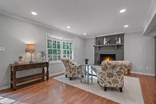 10555 Shallowford Rd, Roswell, GA 30075 - Photo 15