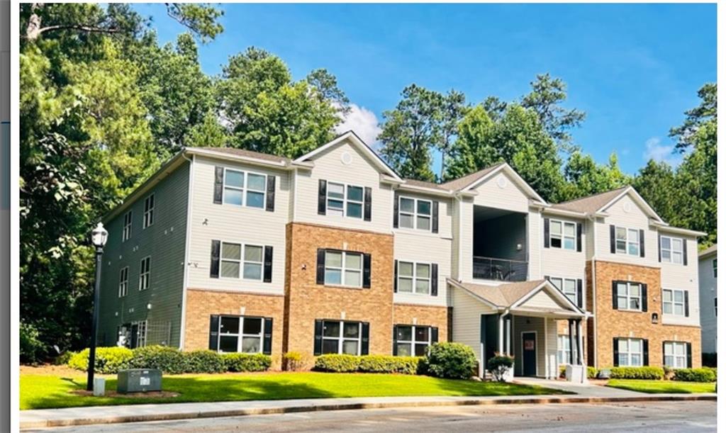 8201 Fairington Village Dr, Lithonia, GA 30038 - MLS 7643934