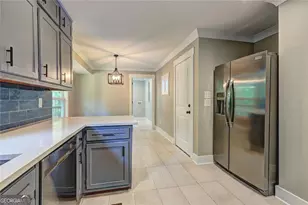 375 Foster Dr, McDonough, GA 30253 - Photo 9