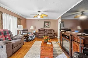 241 Riverbend Dr, Plainville, GA 30733 - Photo 15