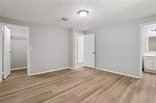 750 Stonedraw Ct, Stone Mountain, GA 30083 - Photo 13