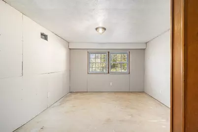 968 Oak Springs Court, Stone Mountain, GA 30083 - Photo 31