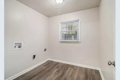 968 Oak Springs Court, Stone Mountain, GA 30083 - Photo 5