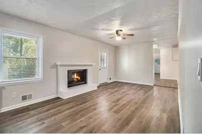 968 Oak Springs Court, Stone Mountain, GA 30083 - Photo 11