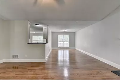 5880 April Drive, Sugar Hill, GA 30518 - Photo 7