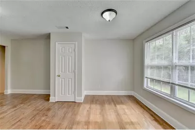 5880 April Drive, Sugar Hill, GA 30518 - Photo 15