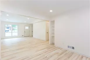 3960 Rocmar Dr, Snellville, GA 30039 - Photo 11