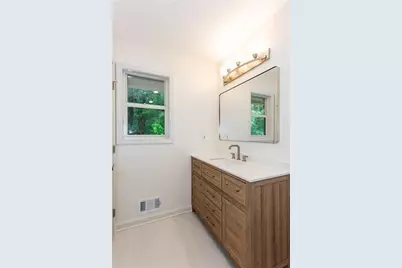 3960 Rocmar Drive, Snellville, GA 30039 - Photo 19