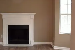 3845 Laurel Brook Ln, Snellville, GA 30039 - Photo 9