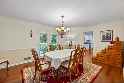 684 Honeysuckle Road, Gainesville, GA 30501 - Photo 9