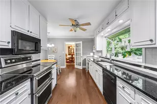 684 Honeysuckle Rd, Gainesville, GA 30501 - Photo 15