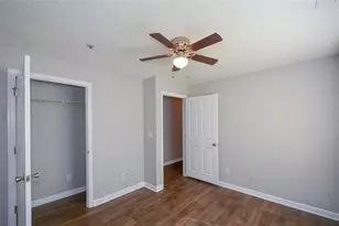 8304 Fairington Village Dr, Lithonia, GA 30038 - Photo 25