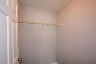 8304 Fairington Village Dr, Lithonia, GA 30038 - Photo 23